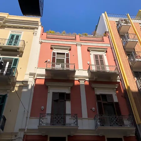 Apartament 999 *